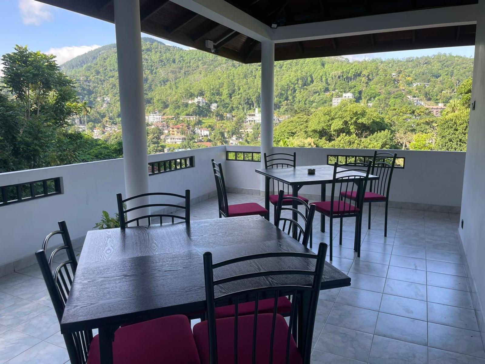 Villa Nine Kandy Esterno foto
